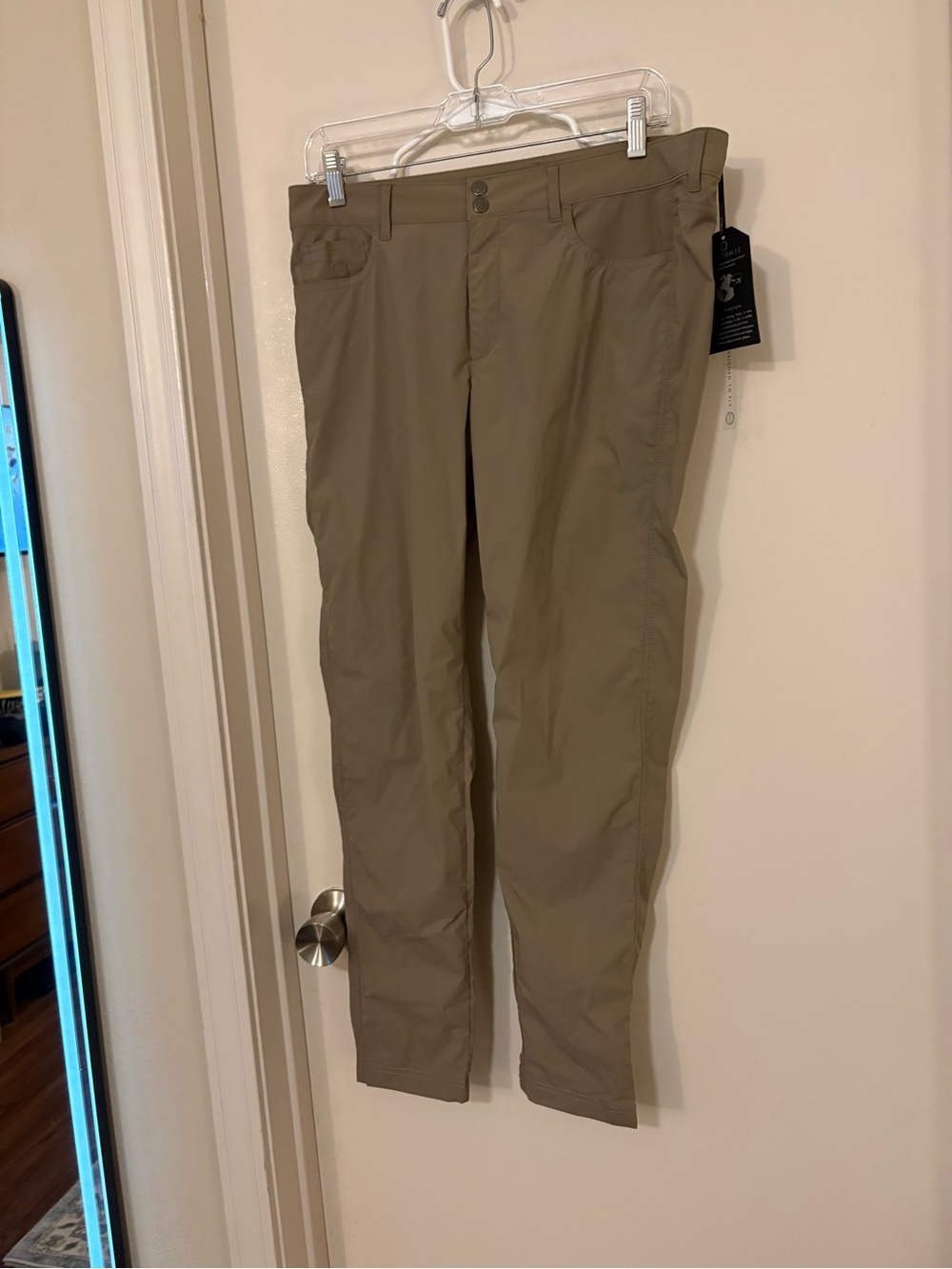 Anatomie Men's Chinos in Olive Khaki